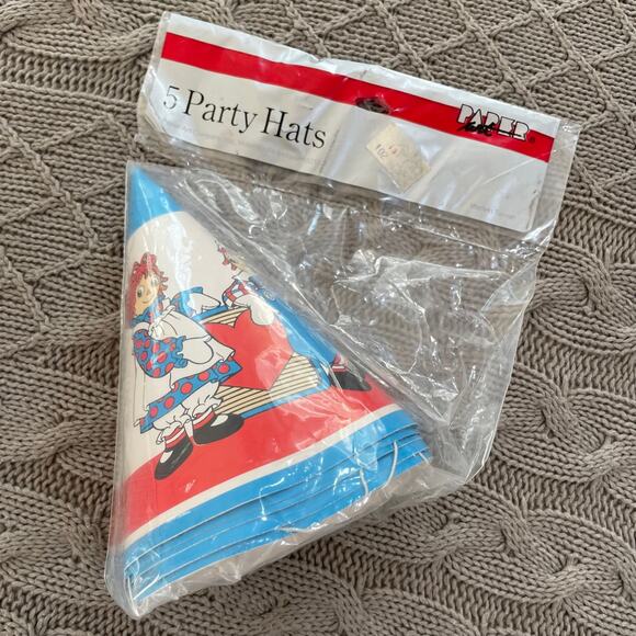 NEW Vintage Raggedy Ann & Andy Party Hats - Picture 5 of 6
